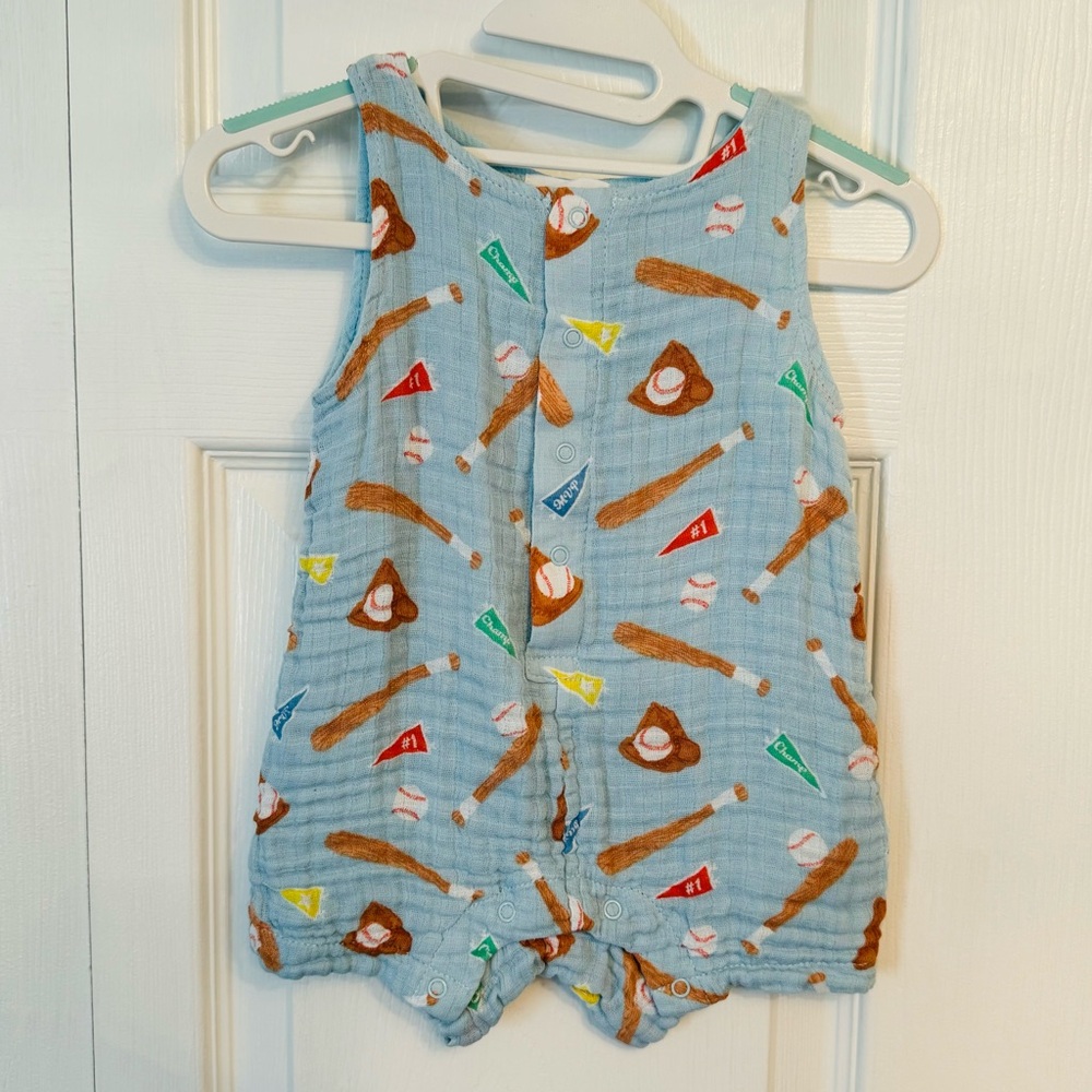 EUC Angel Dear Sleeveless Shortie Organic Cotton Muslin Romper, Baseball, 3-6 m